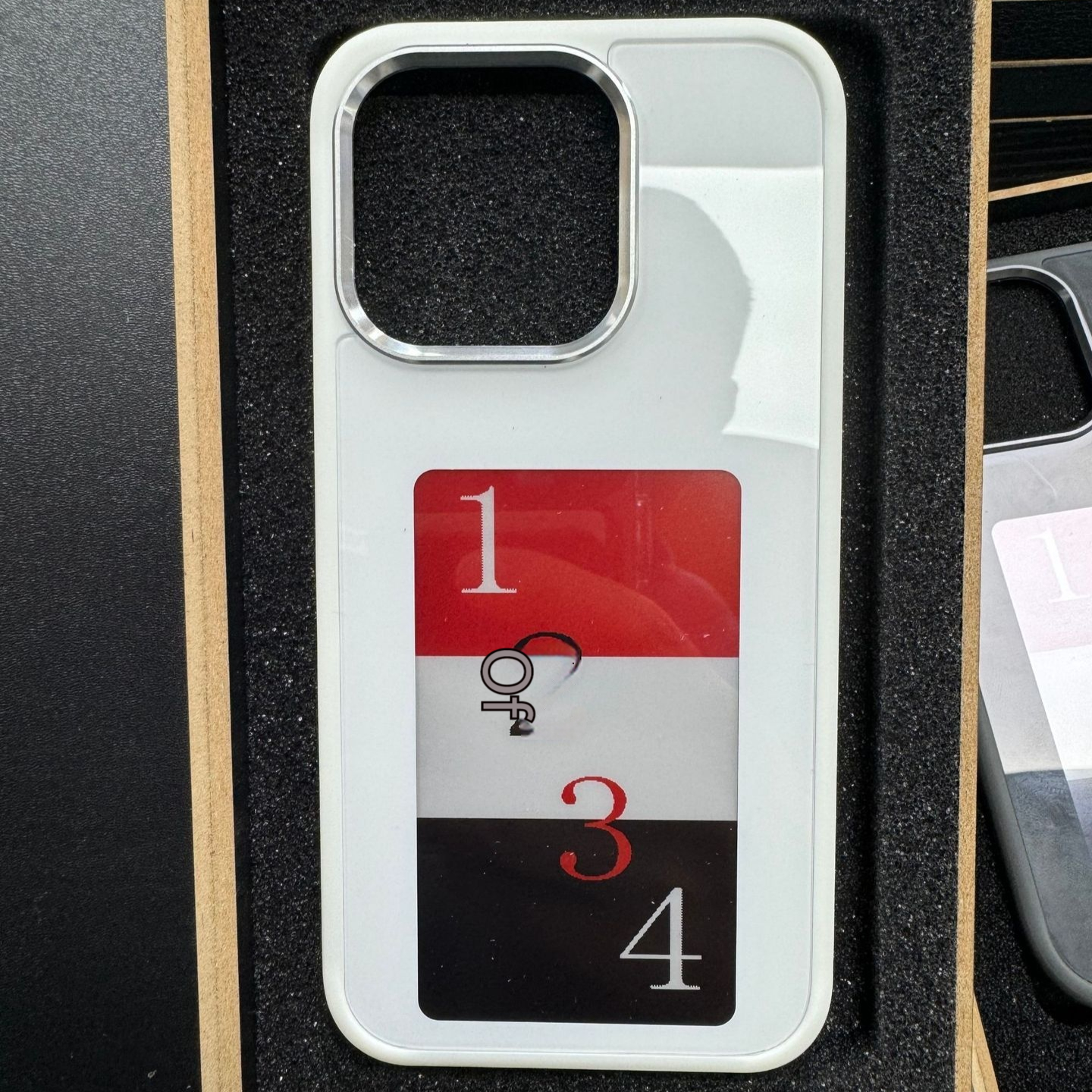 The Original E-ink screen phone case